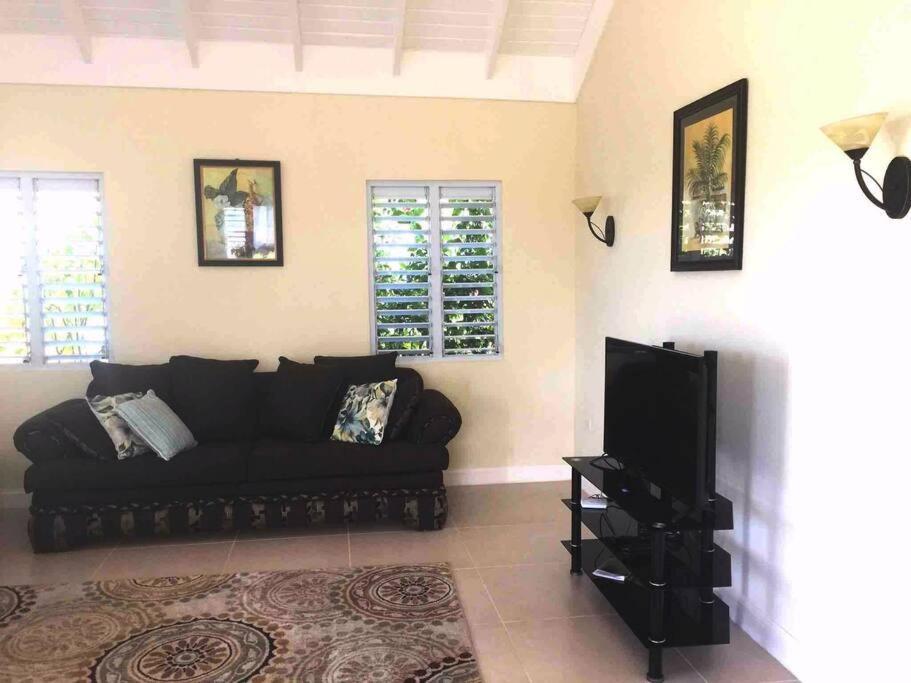 Richmond - Heroes Villa, Ac, Security, Access To Pool, Playground & Private Beach - Welcome Breakfast Basket Bagian luar foto