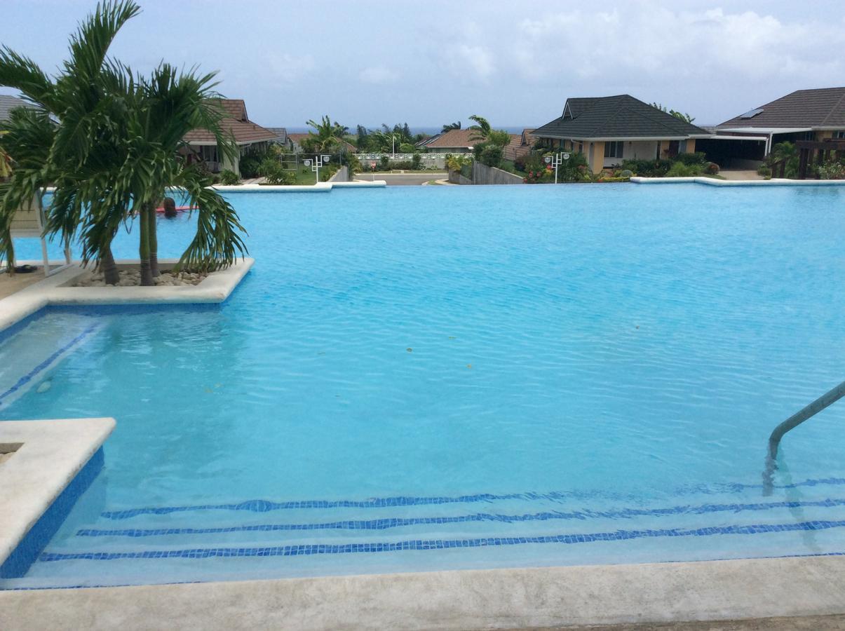 Richmond - Heroes Villa, Ac, Security, Access To Pool, Playground & Private Beach - Welcome Breakfast Basket Bagian luar foto